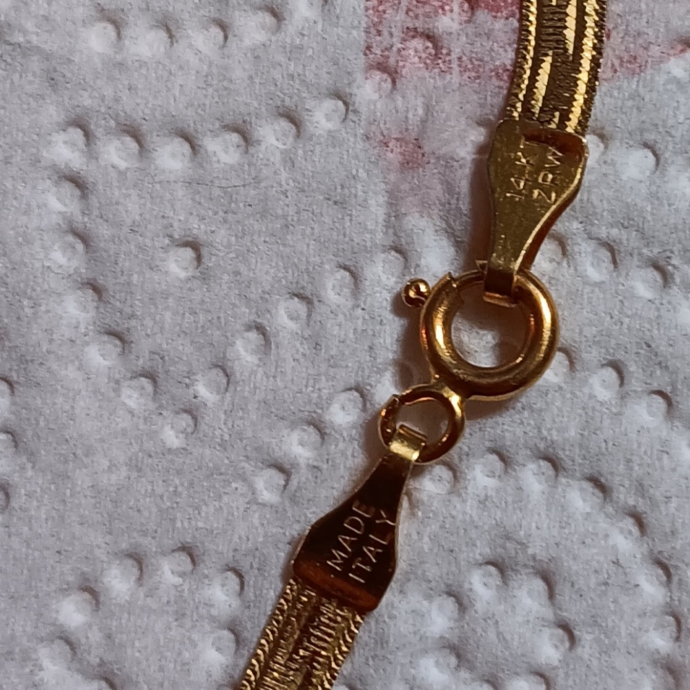 TODAY ONLY!! REVERSIBLE 14k Gold Necklace 18in. AND NOW a 14k Yellow Gold Brac